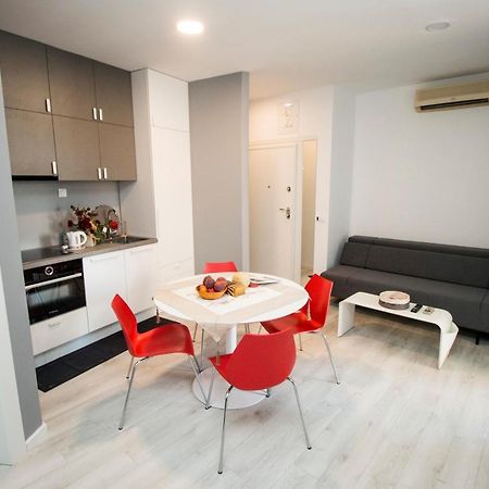 Apartman Gusar -Top Position, Close To The Center And The Beach, Fully Equipped 奥米什 外观 照片