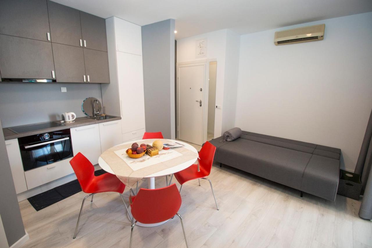 Apartman Gusar -Top Position, Close To The Center And The Beach, Fully Equipped 奥米什 外观 照片